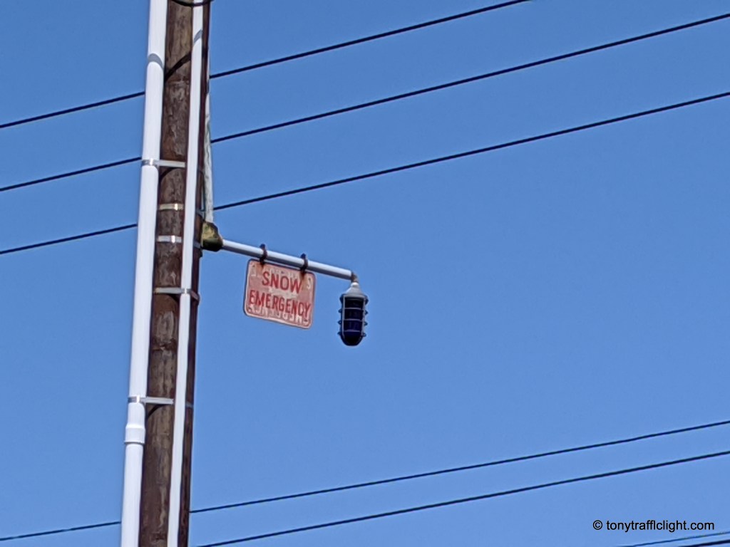 Utica Snow Emergency Light