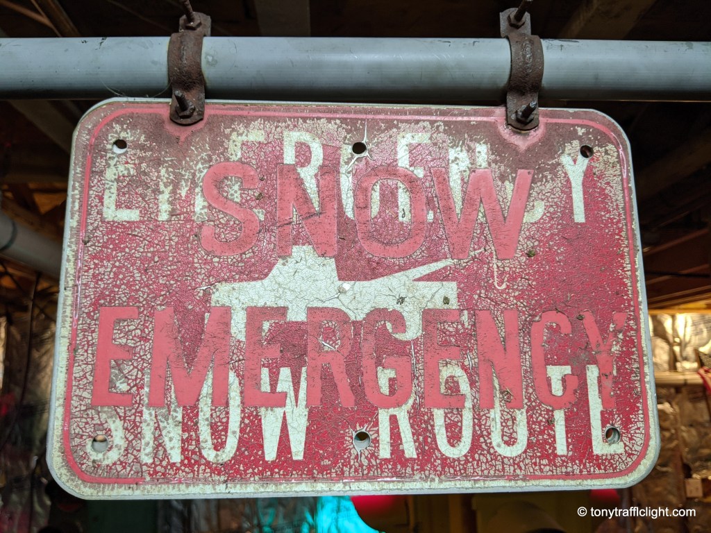 Emergency Snow Route Sign